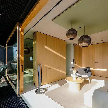 Rise - Penthouse With Terrace Apartment *