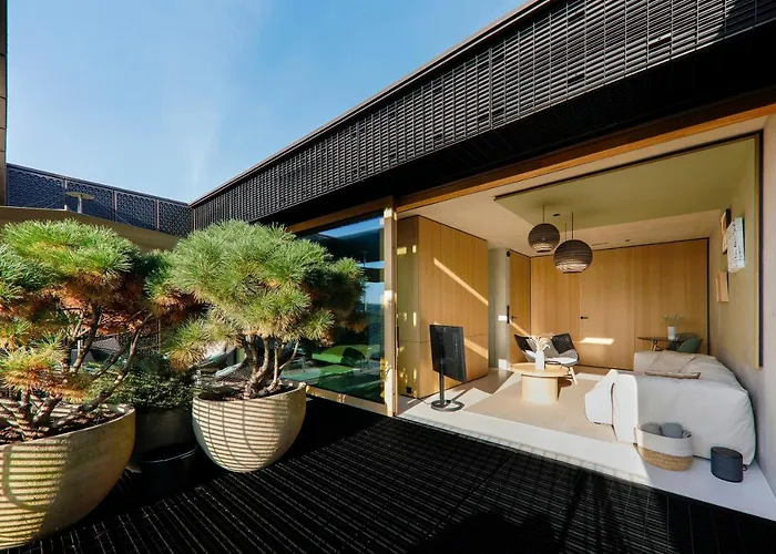 Rise - Penthouse With Terrace Apartment *